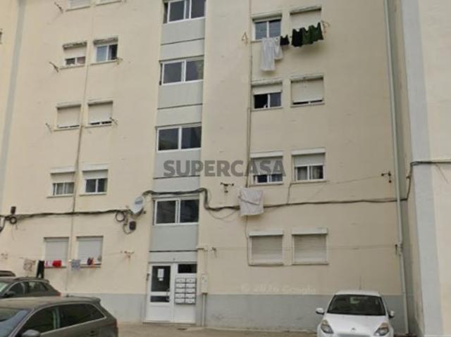 Apartamento T3 Recuperado em Laranjeiro e Feijó, Almada
