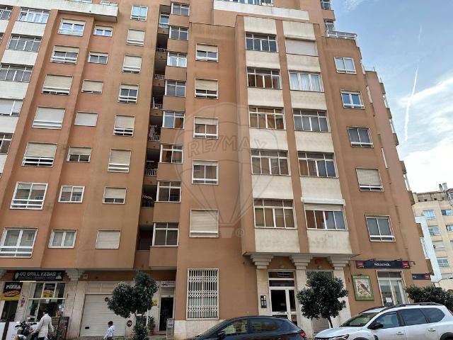 Apartamento T3, Rio de Mouro, Sintra | BPI Expresso Imobiliário