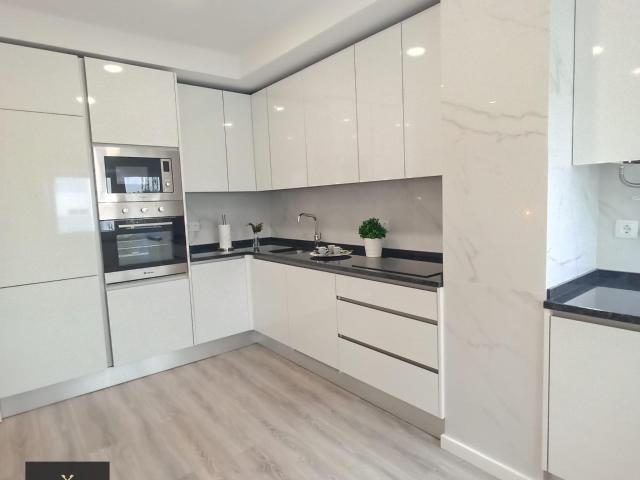 Apartamento T3 Rua Angelina Vidal totalmente remodelado, equipado e mobilado