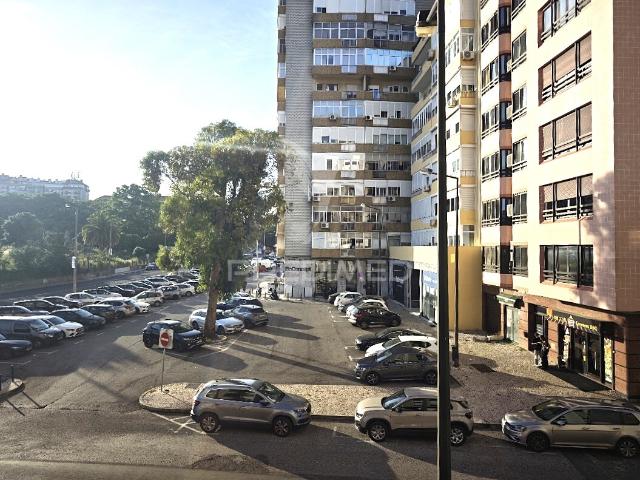 Apartamento T3, São Domingos de Benfica, Lisboa | BPI Expresso Imobiliário