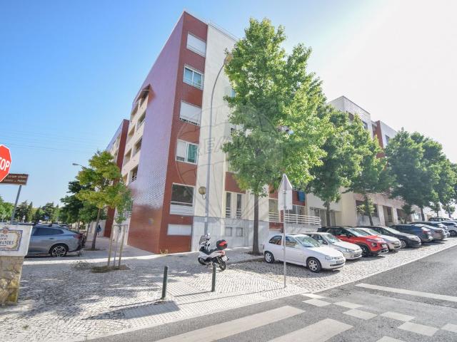 Apartamento T3, São Domingos de Rana, Cascais | BPI Expresso Imobiliário