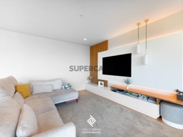 Apartamento T3 Santa Marinha, Vila Nova de Gaia com vistas de Rio Douro
