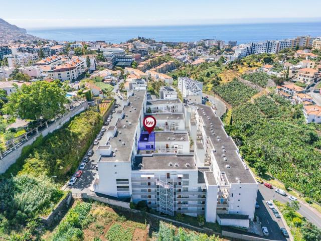 Apartamento T3 Santo António