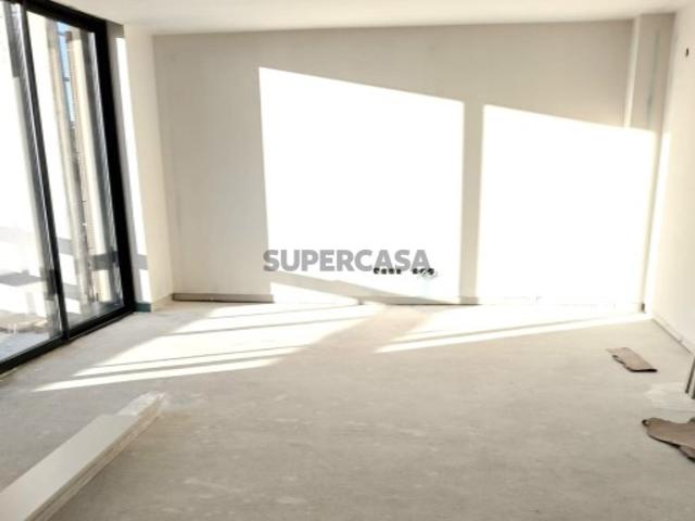 Apartamento T3, sala a poente com vista mar em Matosinhos