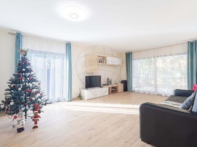 Apartamento T3 Semi Novo a 5 Minutos da Praia da Rocha