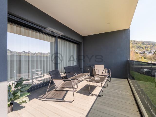 Apartamento T3 Semi novo em Tenões, Braga