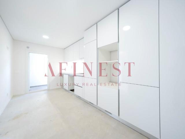 Apartamento T3 Serra De Carnaxide 115m² Venteira