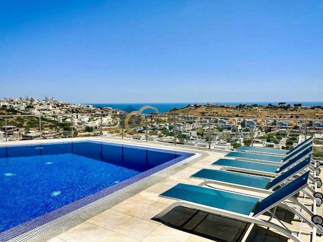 Apartamento T0+1 com vista mar, em condominio com piscina e. 86m² Albufeira Olhos de Água