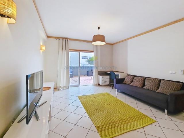 Apartamento T0+1 em Albufeira Condomínio Privado em Zona Calma