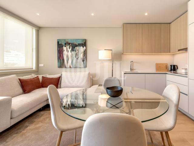 Apartamento T0+1 mobilado, em Matosinhos Sul, Porto