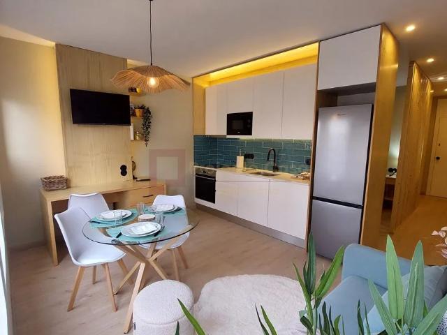 Apartamento T0+1 Mobilado Porto