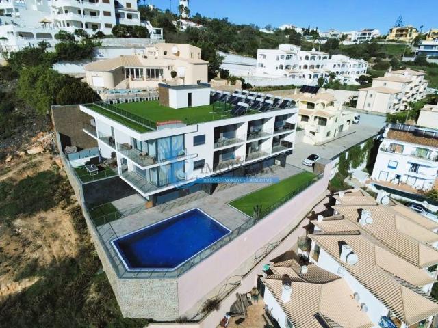 Apartamento T0+1 novo com piscina, vista mar e vista para a. 86m² Albufeira Olhos de Água