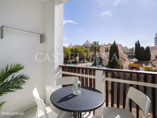 Apartamento T0+2 com varanda na Marina de Vilamoura