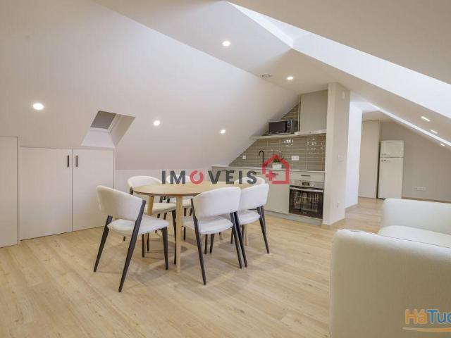 Apartamento T0 + 2 no coração do centro histórico de Leiria | 26084071115