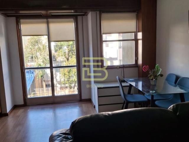 Apartamento T0 transformado em T1 na Boavista, Porto