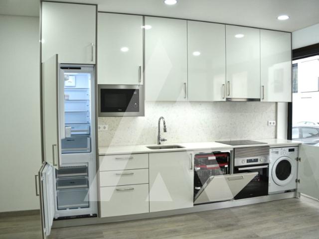 Apartamento T0 Transformado em T5 Aveiro