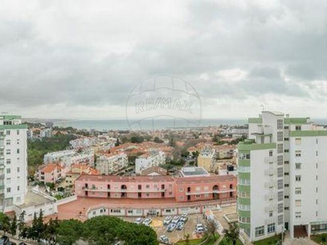 Apartamento T0 à venda em Cascais
