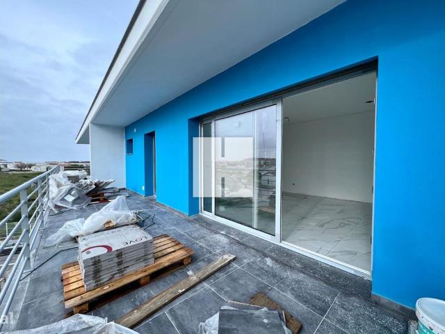 Apartamento T0 c/ Terrao