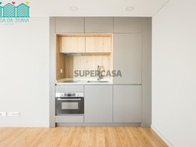 Apartamento T0 com Lugar de Garagem em Aveiro
