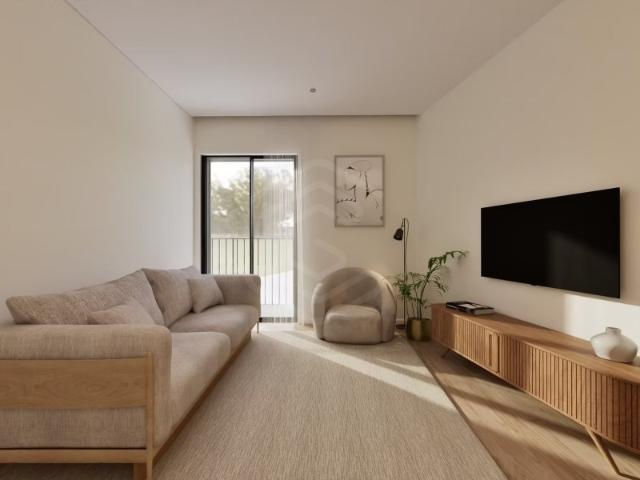 Apartamento T0 com varanda na Rua Costa Cabral Porto
