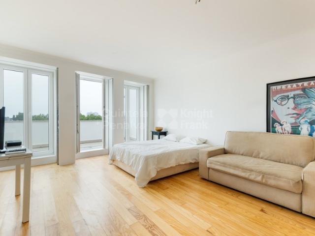 Apartamento T0 com varanda para venda em Cedofeita, Porto