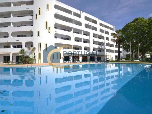 Apartamento T0 com vista aberta até ao mar
