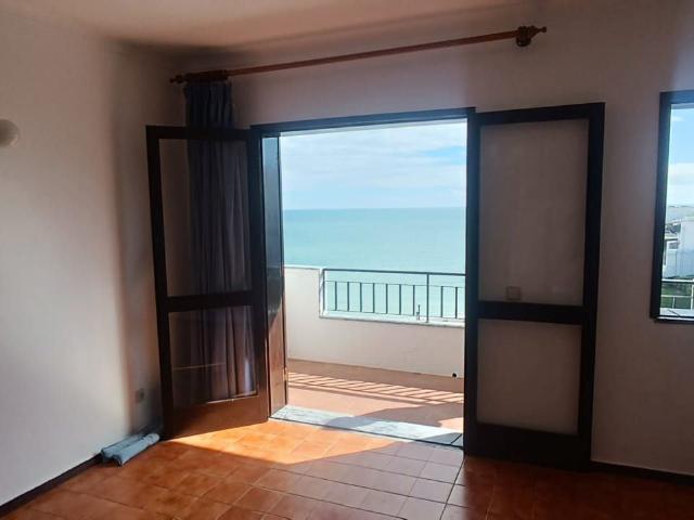 Apartamento T0 com vista mar em Albufeira