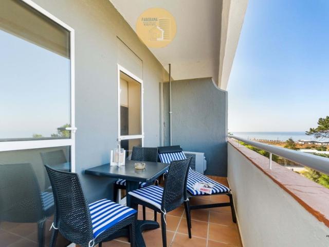Apartamento T0 com Vista Mar em Alvor