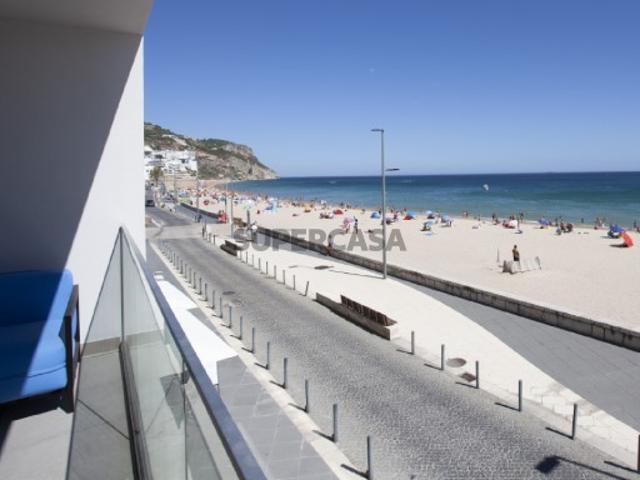 Apartamento T0 com vista mar, terraço e rentabilidade garantida, em Sesimbra