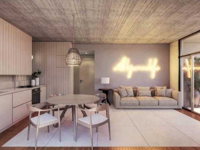 Apartamento T0 c/lugar garagem e piscina Lagoa