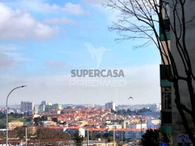 Apartamento T0 em Águas Livres
