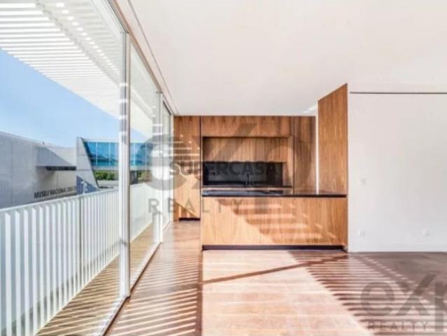 Apartamento T3 em Ajuda