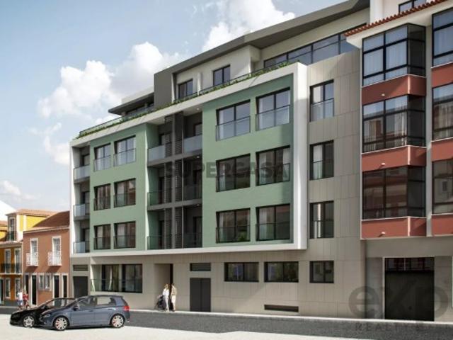 Apartamento T0 em Almada, Cova da Piedade, Pragal e Cacilhas