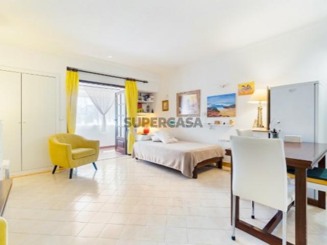 Apartamento T0 em Albufeira