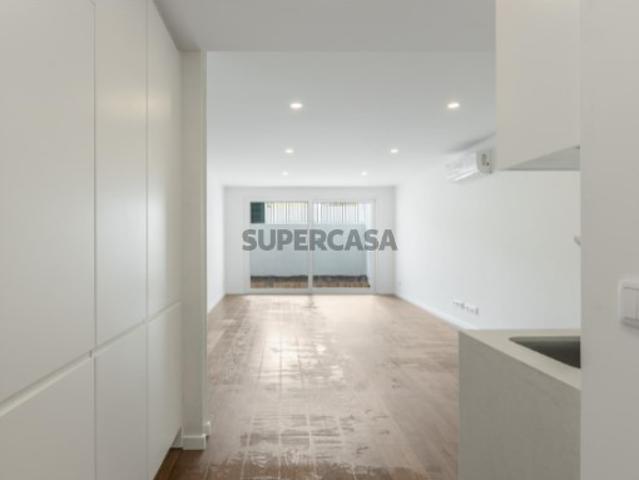 Apartamento T0 em Arroios