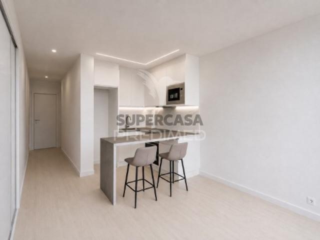 Apartamento T0 em Oeiras e São Julião da Barra, Paço de Arcos e Caxias