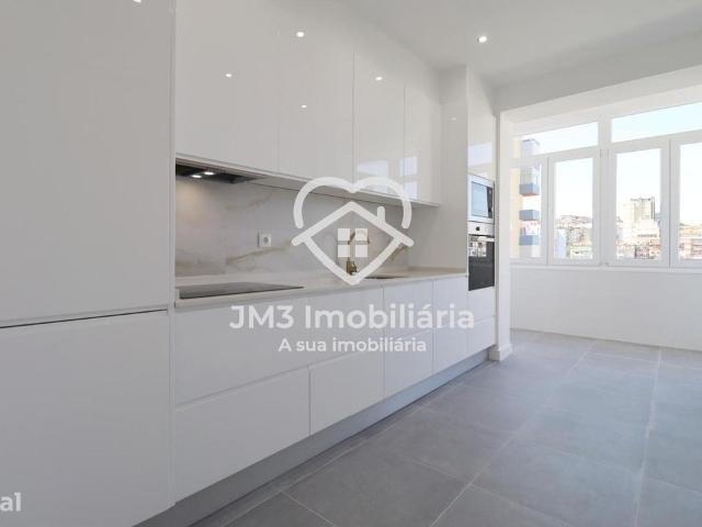 Apartamento T0 em Queluz Novo