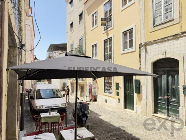 Apartamento T0 em Santa Maria Maior