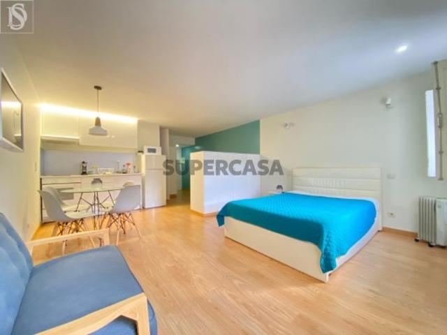 Apartamento T0 em Santa Maria Maior e Monserrate e Meadela