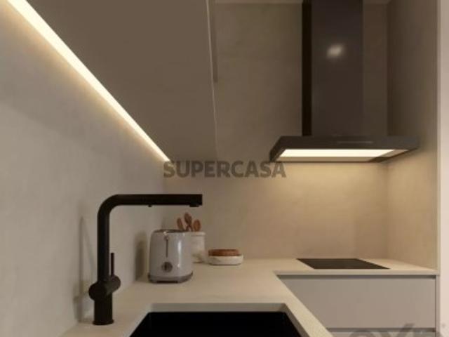 Apartamento T0 em Santa Marinha