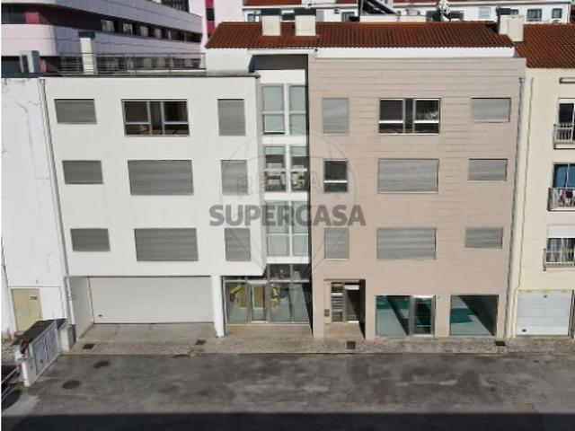Apartamento T0 em Sé Nova, Santa Cruz, Almedina e São Bartolomeu