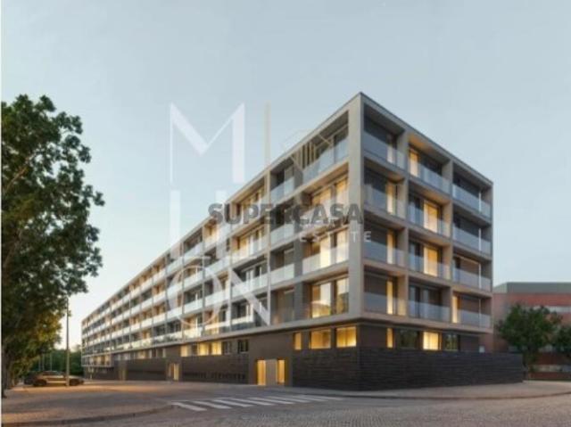 Apartamento T0 junto ao IPO com lugar de garagem