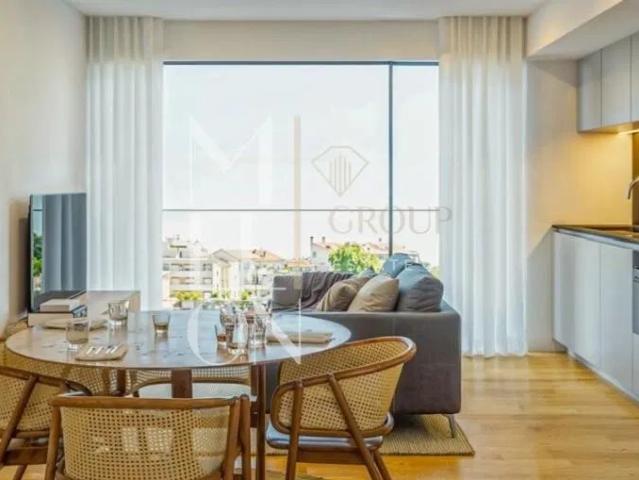 Apartamento T0 junto ao IPO com lugar de garagem