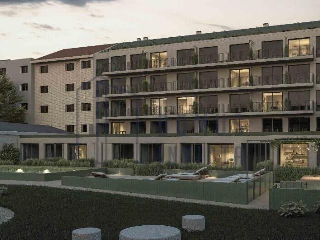 Apartamento T0 no centro do Porto com lugar de garagem