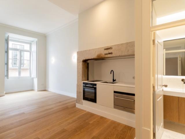 Apartamento T0 no Chiado