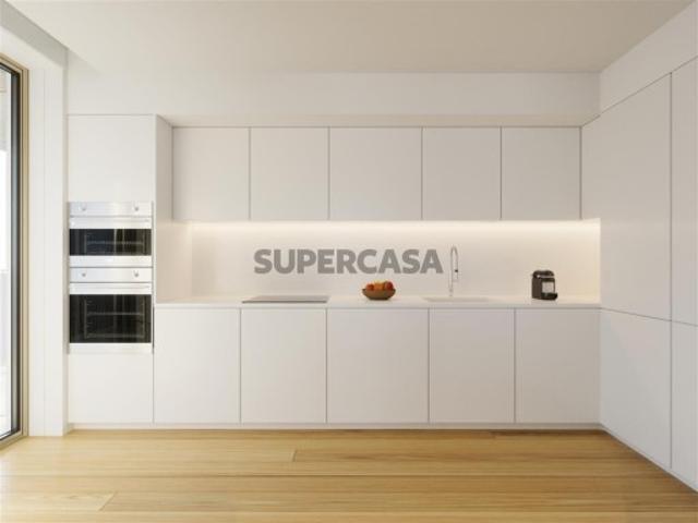 Apartamento T0 no Fernão Magalhães 127 no Bonfim, Porto