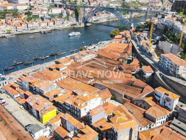 Apartamento T0 no novo Empreendimento Edifício Cândido dos Reis 107 perto do Cais de Gaia