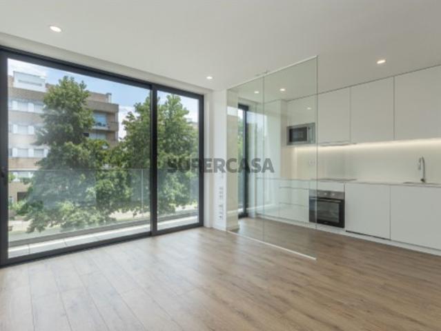 Apartamento T0 Novo com Varanda e Lugar de Garagem | Agra Campus 3 Pedrouços