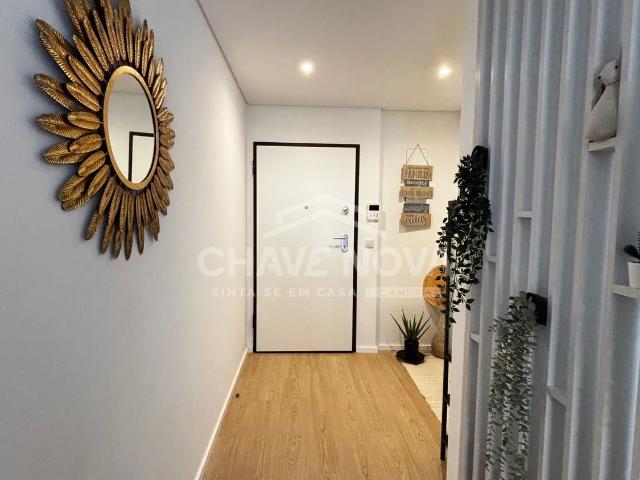 Apartamento T0 Novo convertido em T1 em Leça da Palmeira