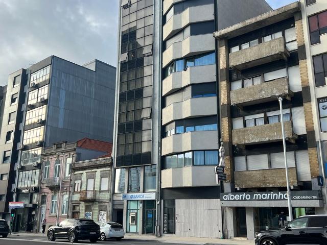 Apartamento T0 para Arrendamento na Boavista no Porto
